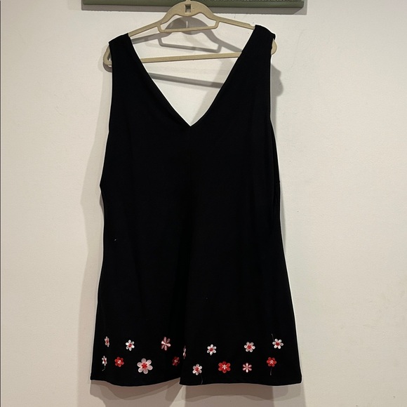 Delia’s Black Sleeveless mini dress with Floral embroidered hem plus size 3X - Picture 5 of 8